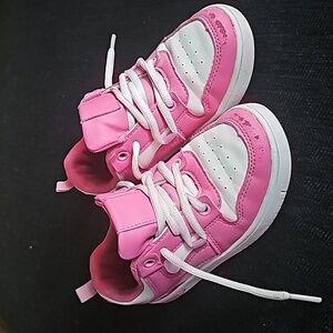 Girls size 12 Link Sneakers Pink‎ and White
